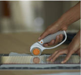 Fiskars 45mm Contour Rotary Cutter Fabric Paper Vinyl Cutting