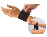 Mueller USA Elastic Wrist Support With Loop One Size Black